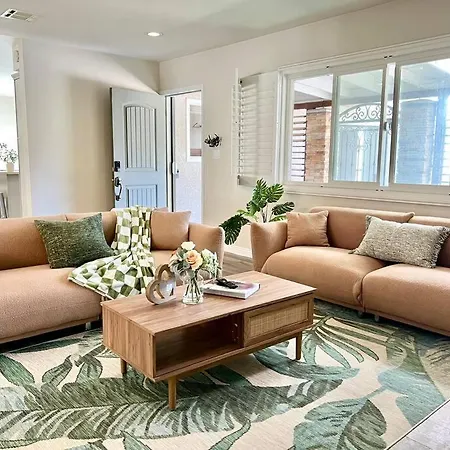 Jie'S Choice - Wandering Poolside Retreat Villa